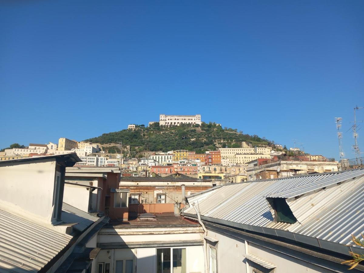 I Tre Re Via Toledo Neapel Exteriör bild