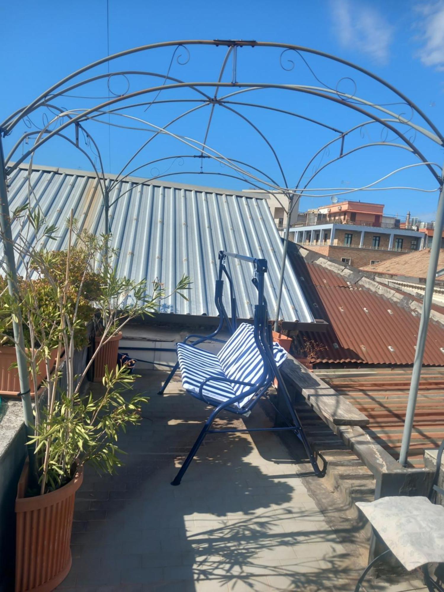 I Tre Re Via Toledo Neapel Exteriör bild